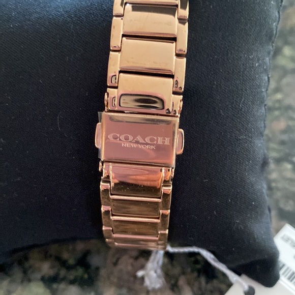 Brand new Coach Women’s watch - Perry Watch 36mm - Picture 3 of 6
